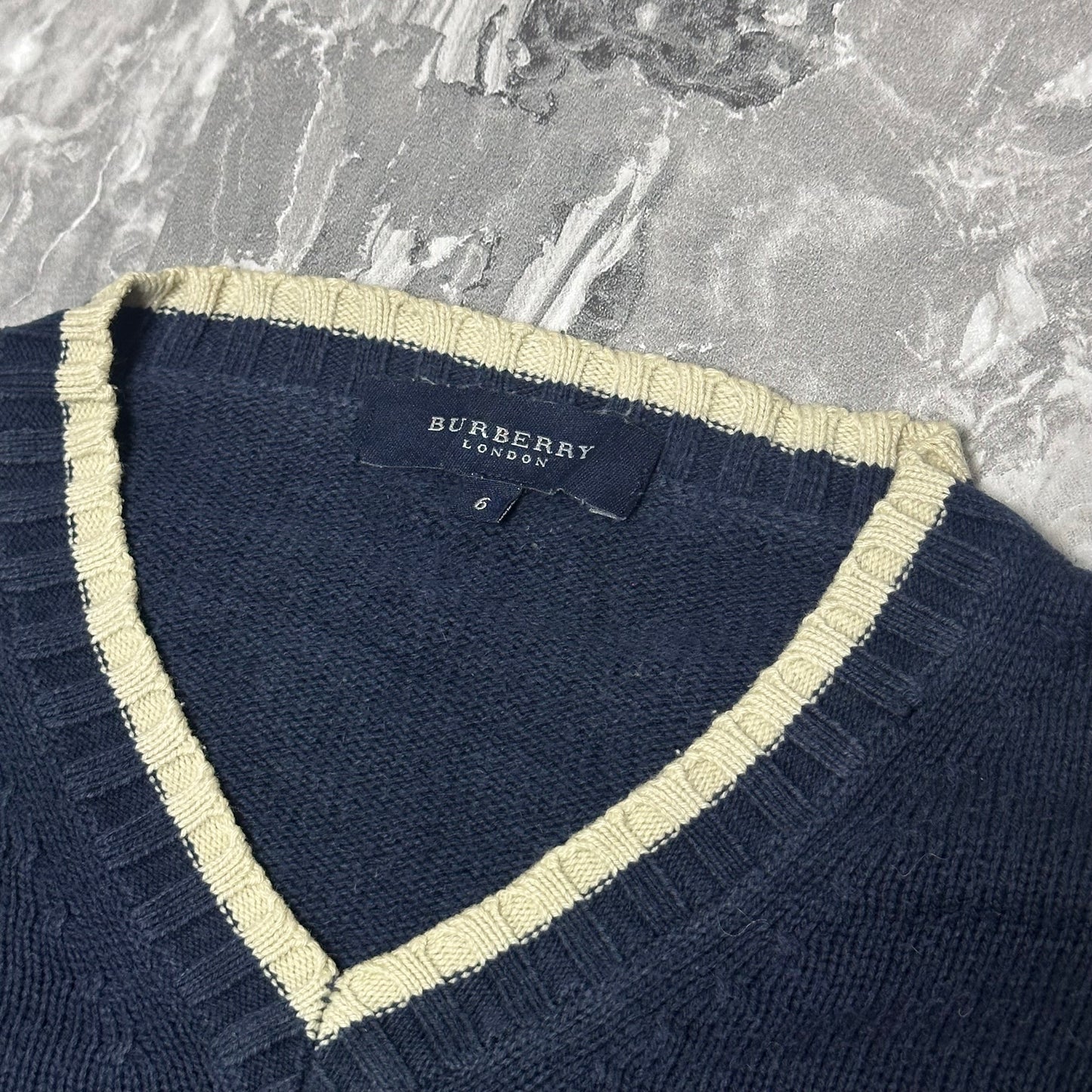 Pull Burberry Col Beige – Taille M