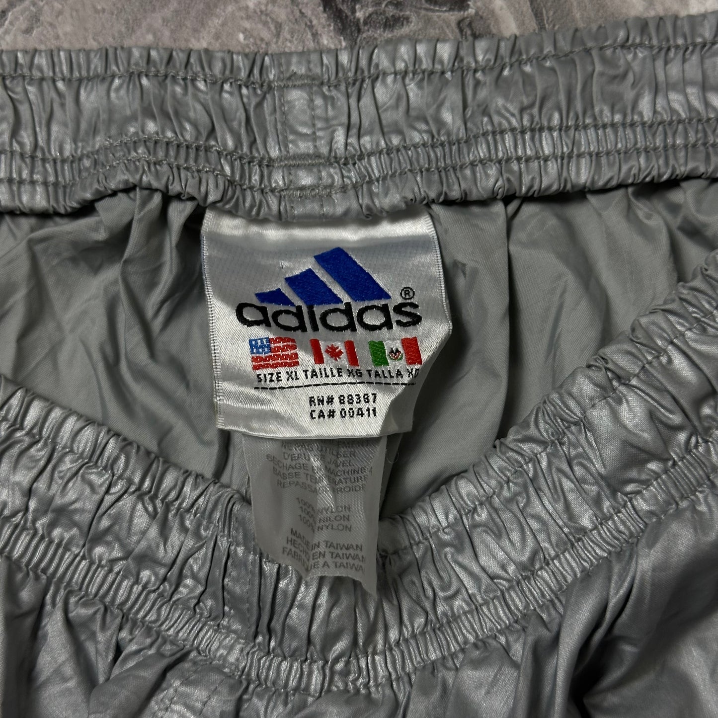 Adidas Trainingshose Silbergrau (1995-2000) – Größe XL