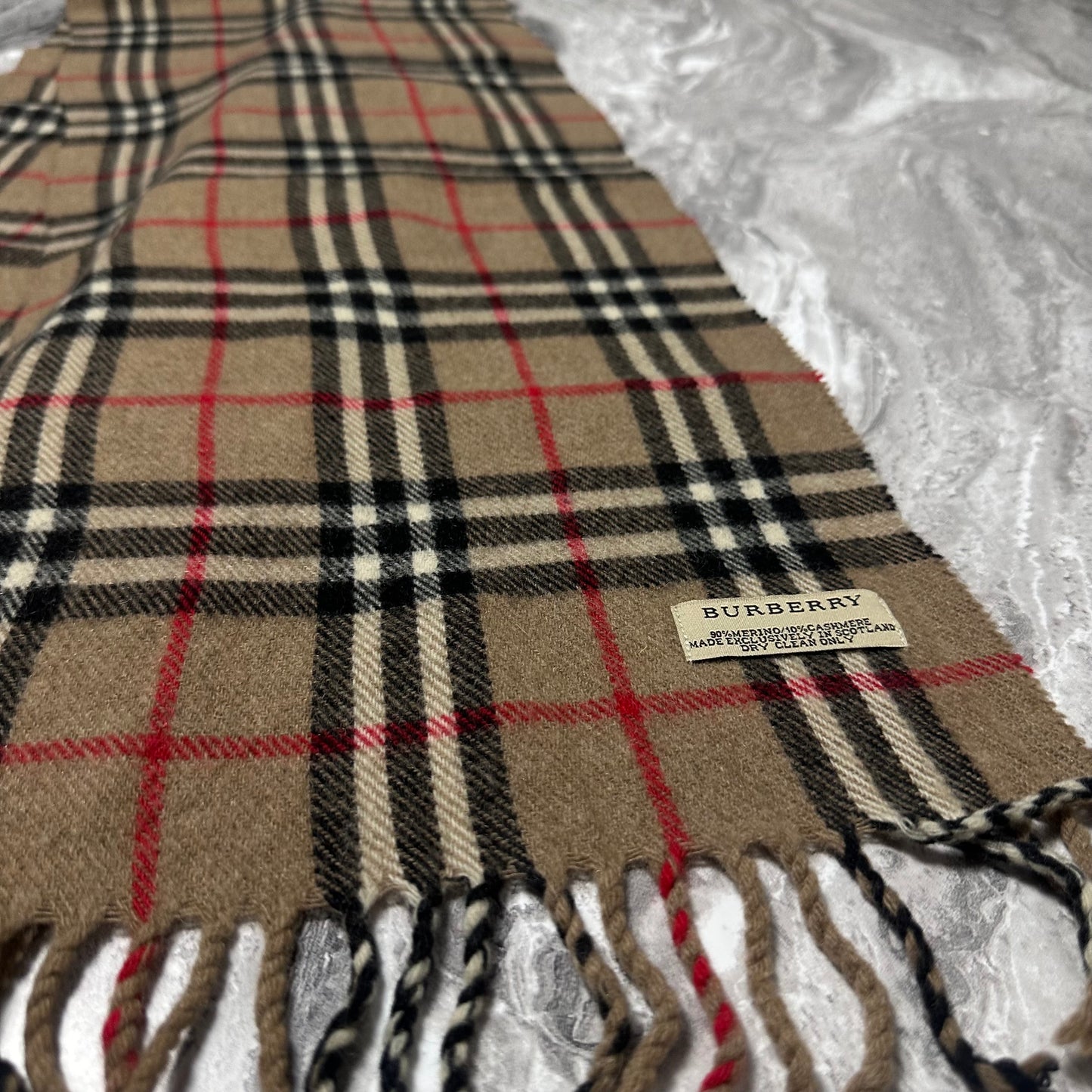 Écharpe Burberry Beige Classique