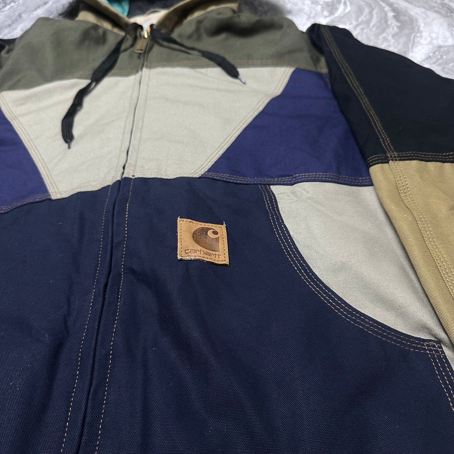 Veste Carhartt patché rework – Taille L