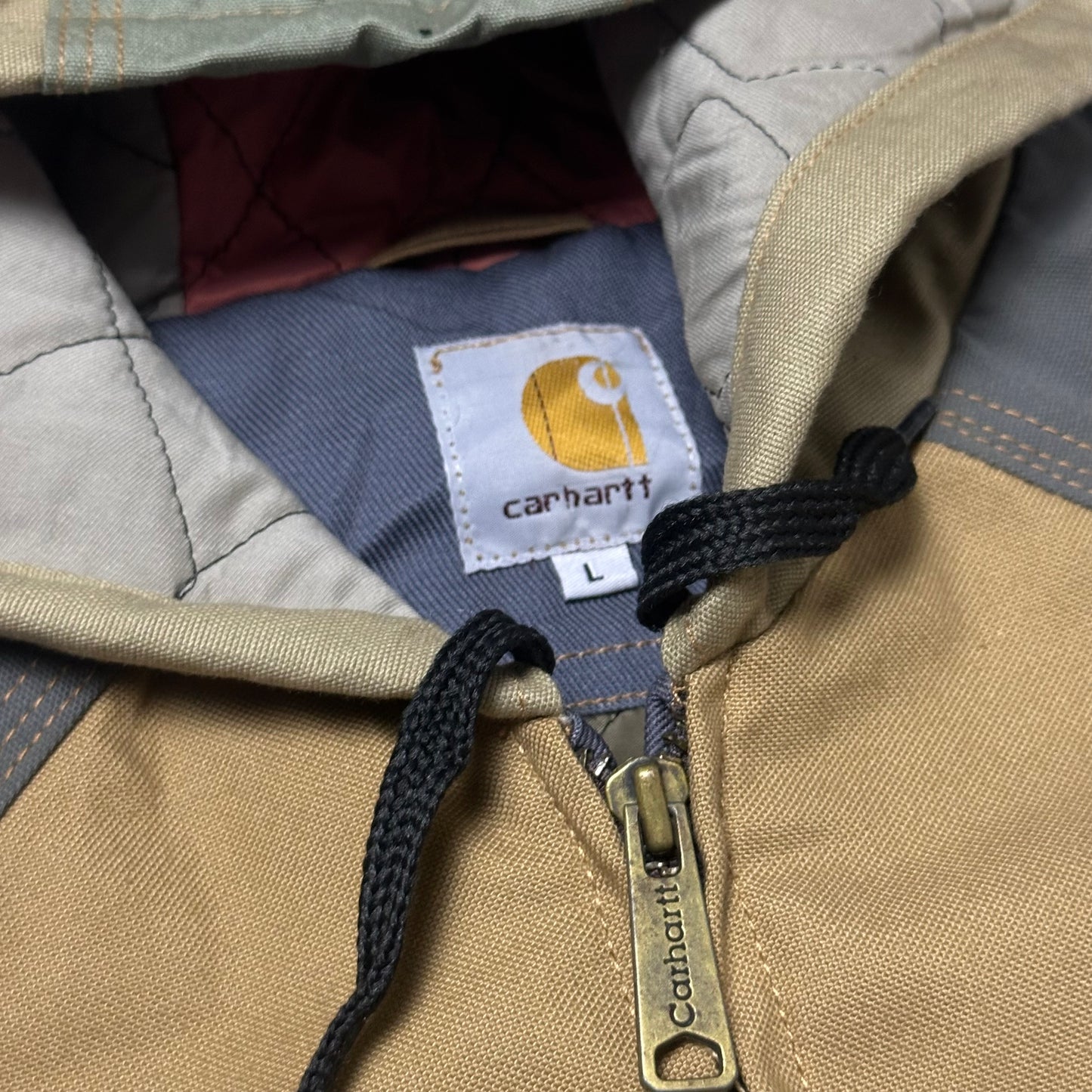 Carhartt Patchwork-Jacke – Größe L