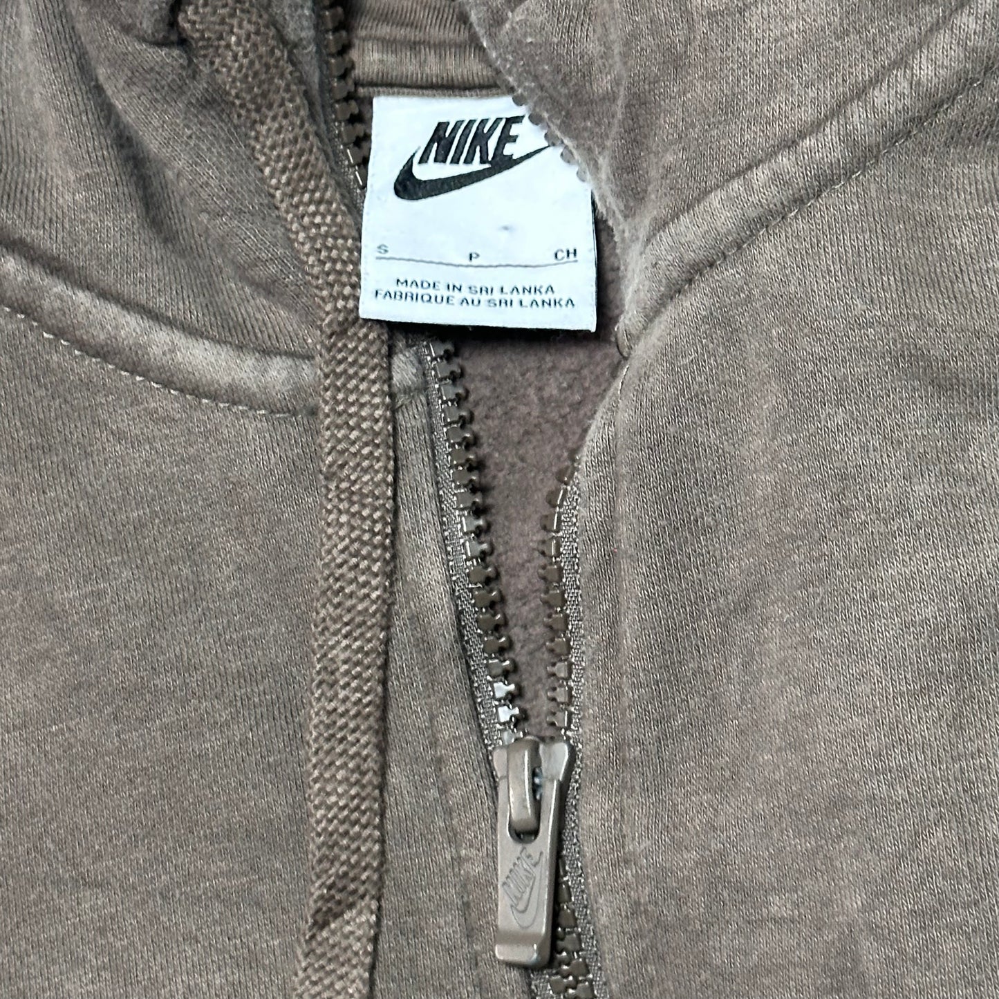 Sweat à capuche Zippé Nike – Taille S