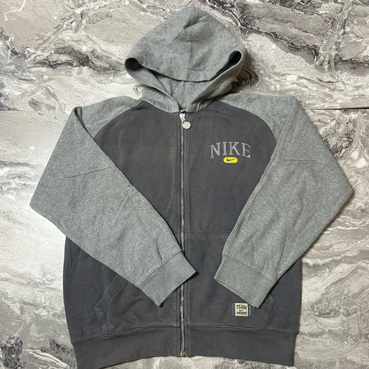 Sweat Nike bicolore gris à capuche et zip vue de face