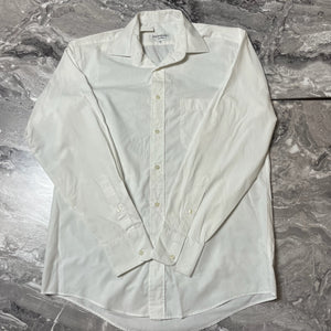 Chemise Yves Saint Laurent blanche avec logo brodé – Taille S/M