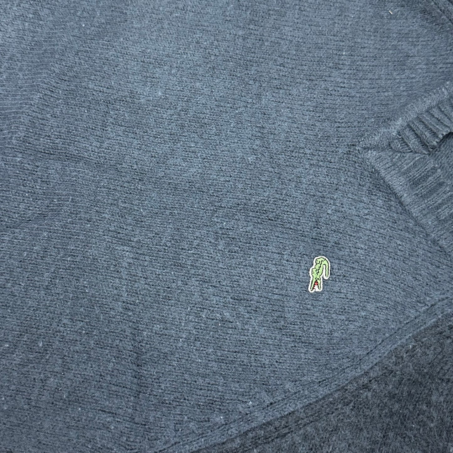 Pull Lacoste col V – Taille M