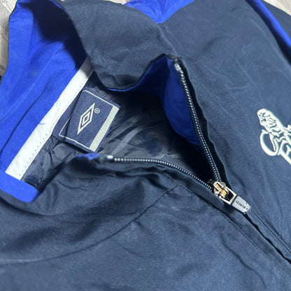 Umbro Chelsea FC Windbreaker-Jacke – Größe 152 cm (XS)