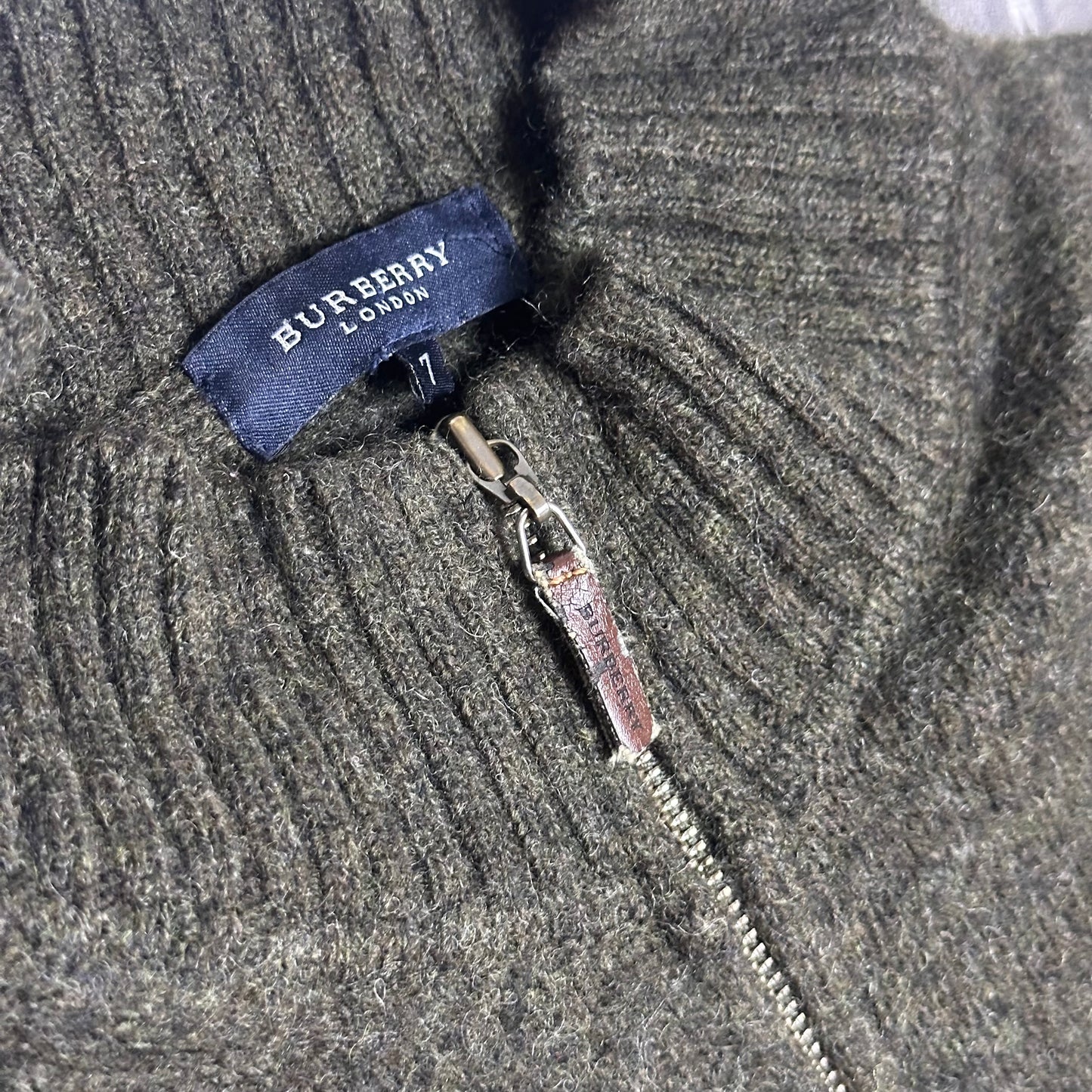 Burberry London Weste mit Reißverschluss – Größe L