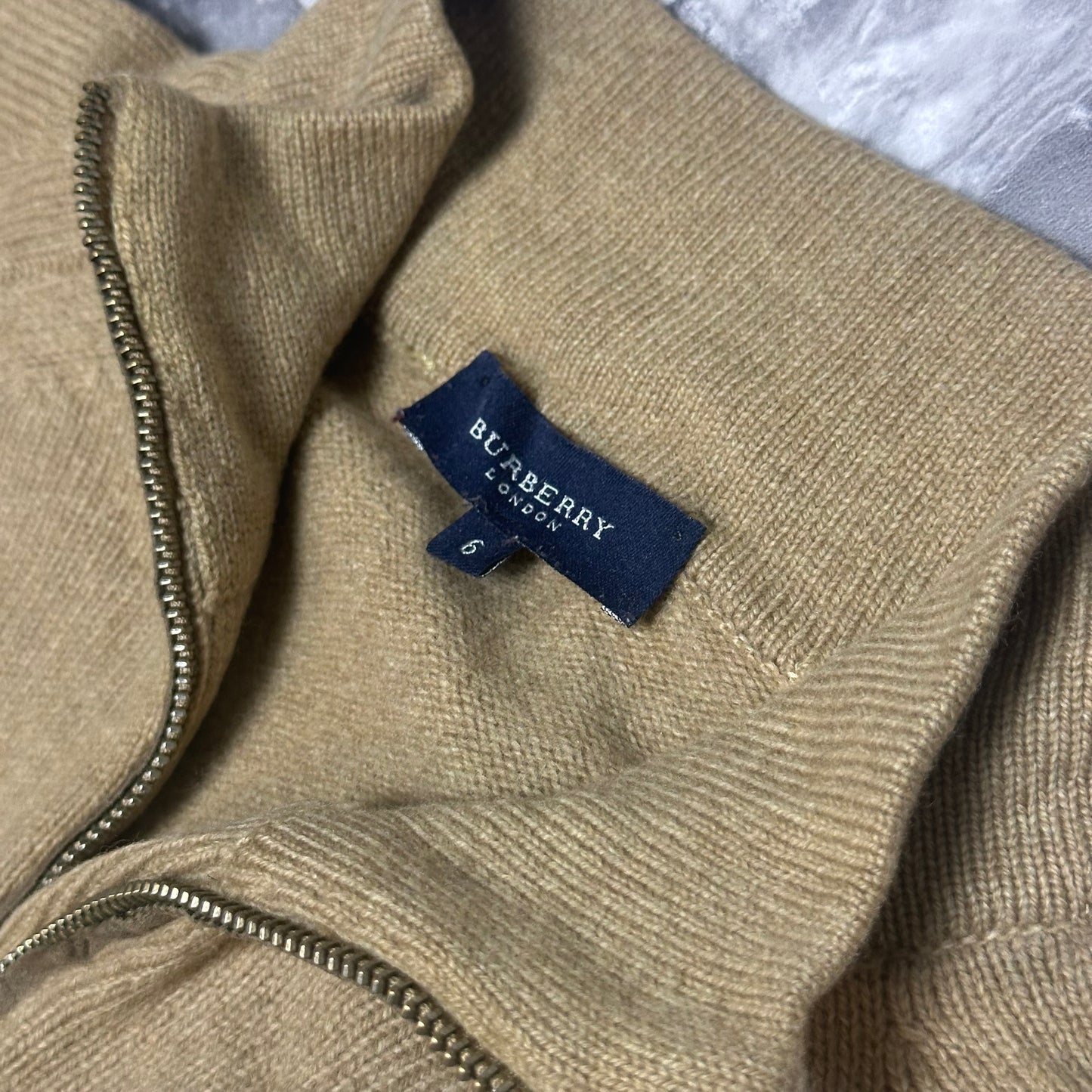 Burberry London Weste mit Reißverschluss – Größe M