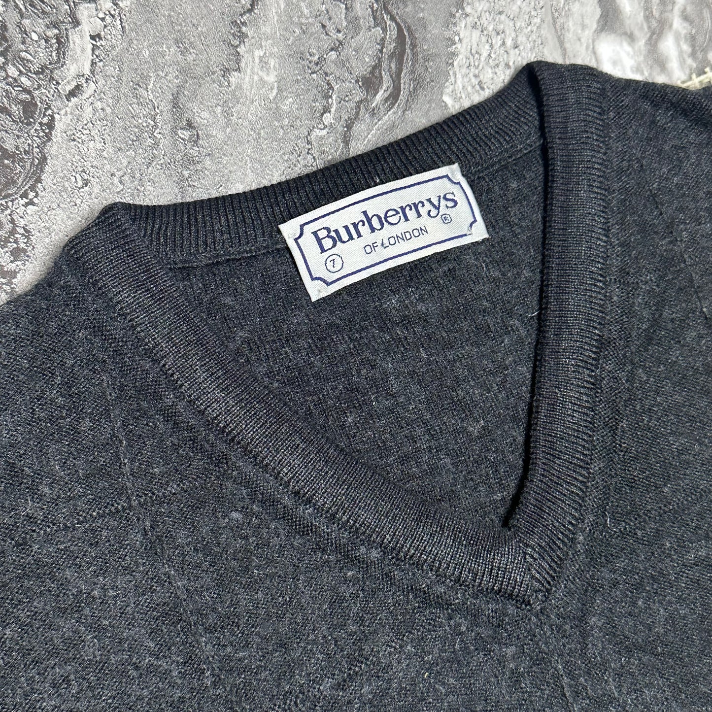 Pull col V Burberrys Noir – Taille L