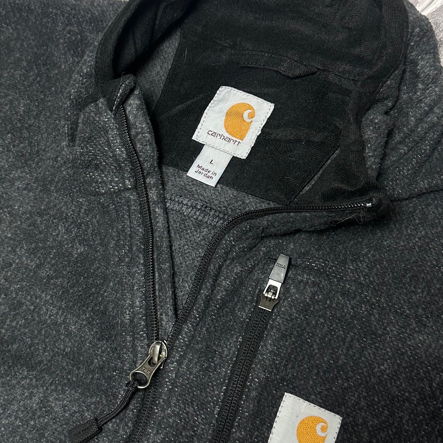 Graue Carhartt Fleecejacke – Größe L