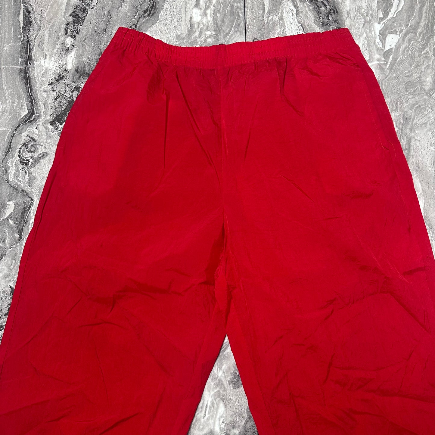 Marlboro rote Trainingshose – Größe L