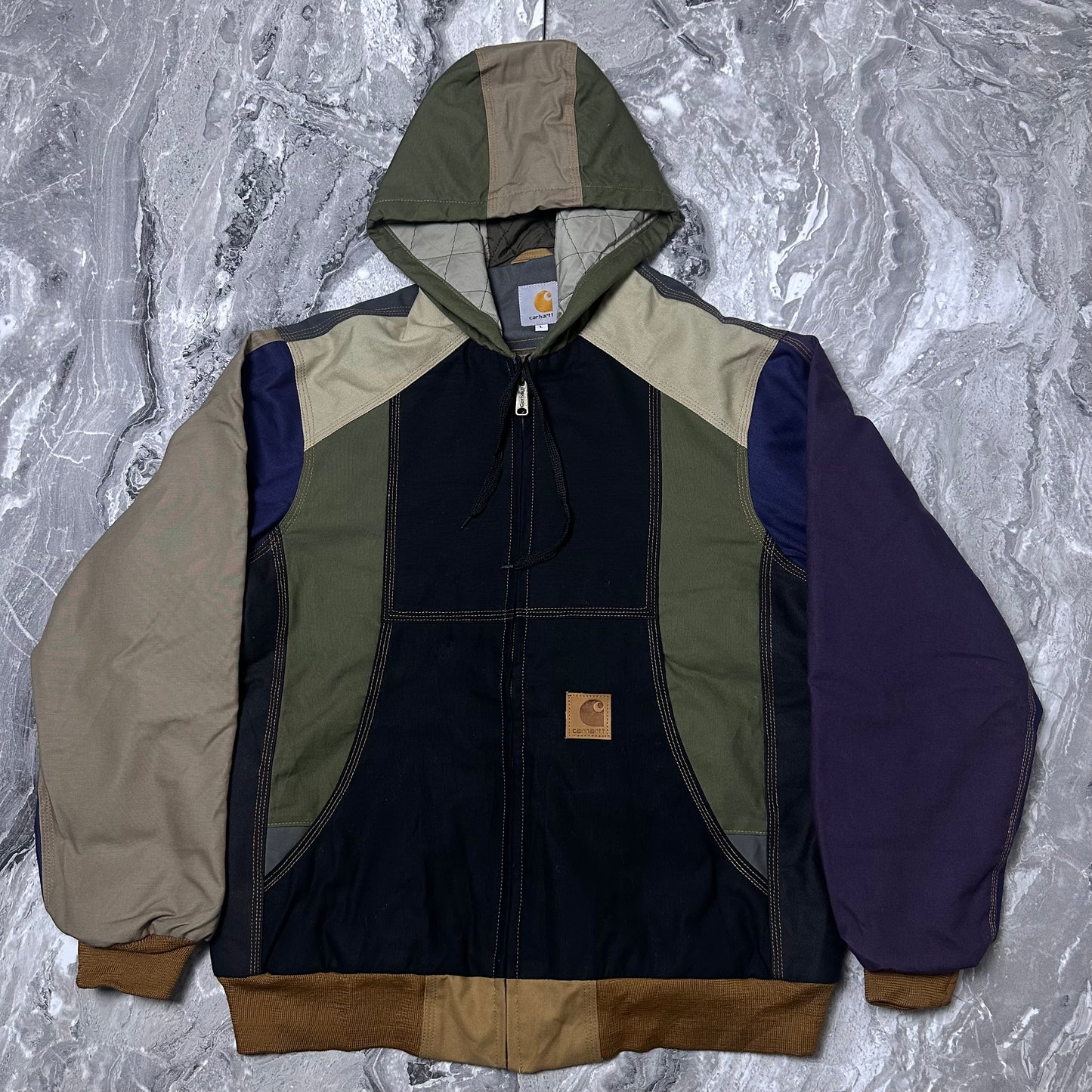 Carhartt Patchwork-Jacke – Größe L