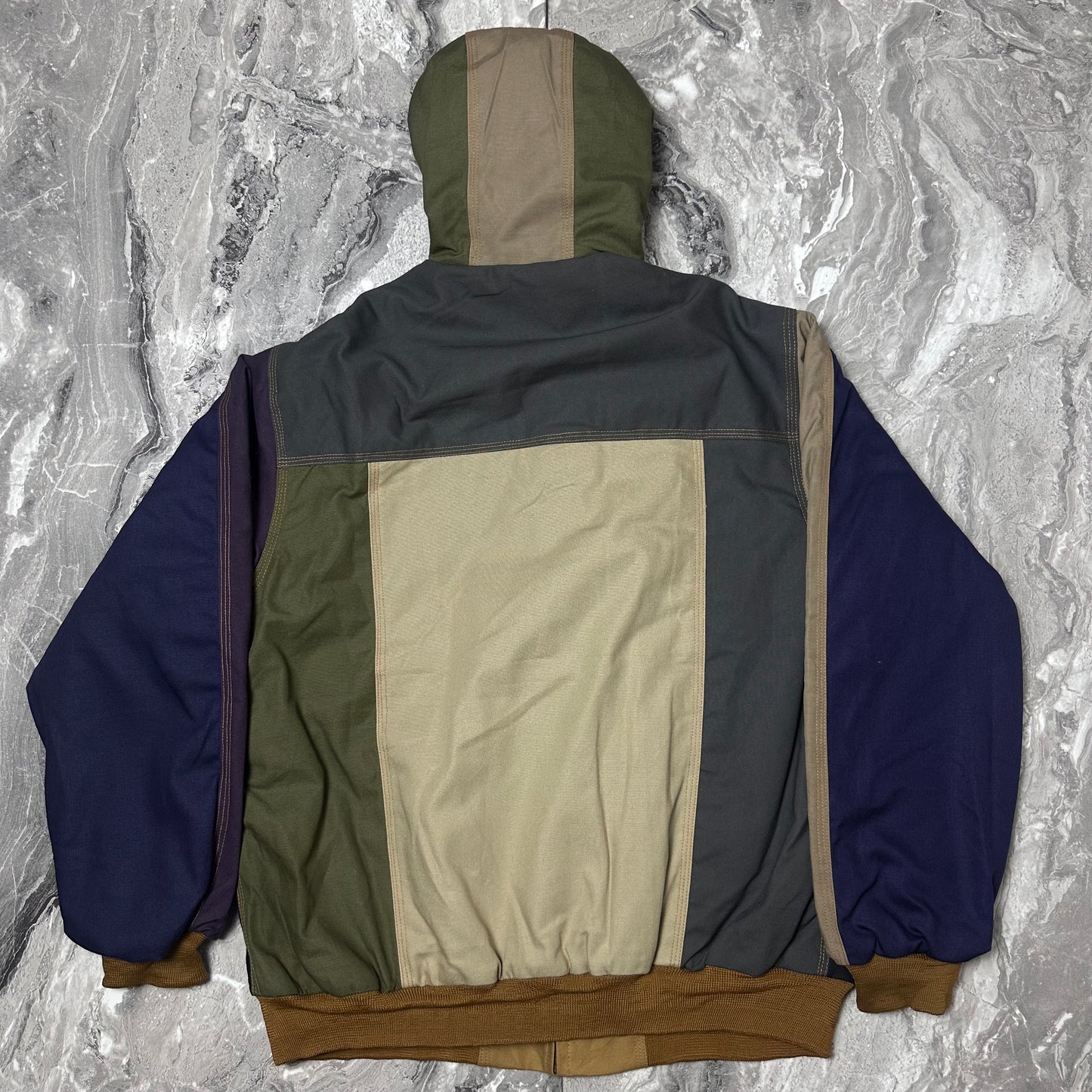 Carhartt Patchwork-Jacke – Größe L