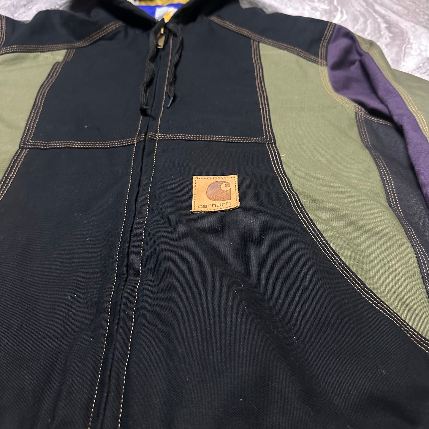 Veste Carhartt patché rework – Taille L