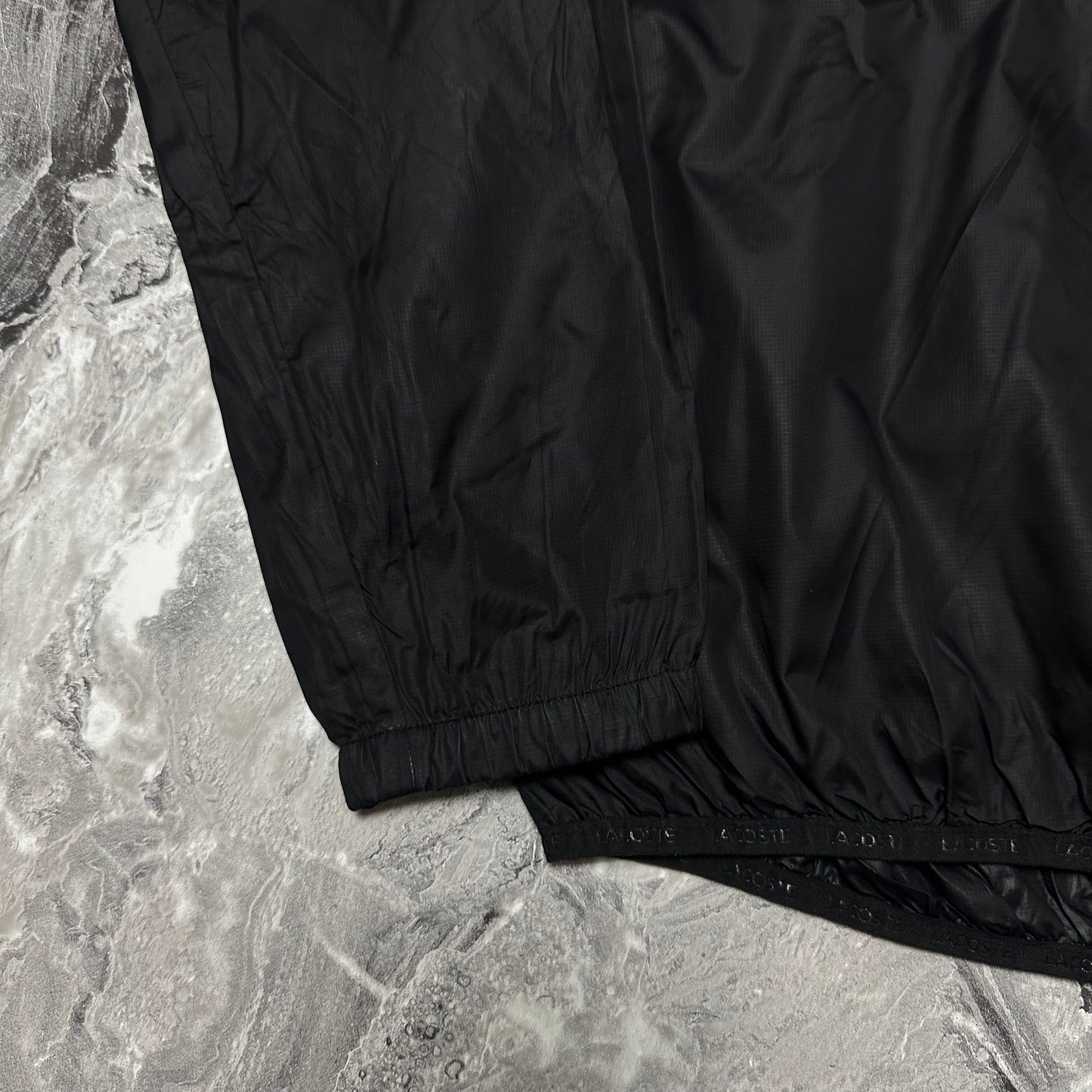 Lacoste Sport Windbreaker-Jacke, Schwarz – Größe XL