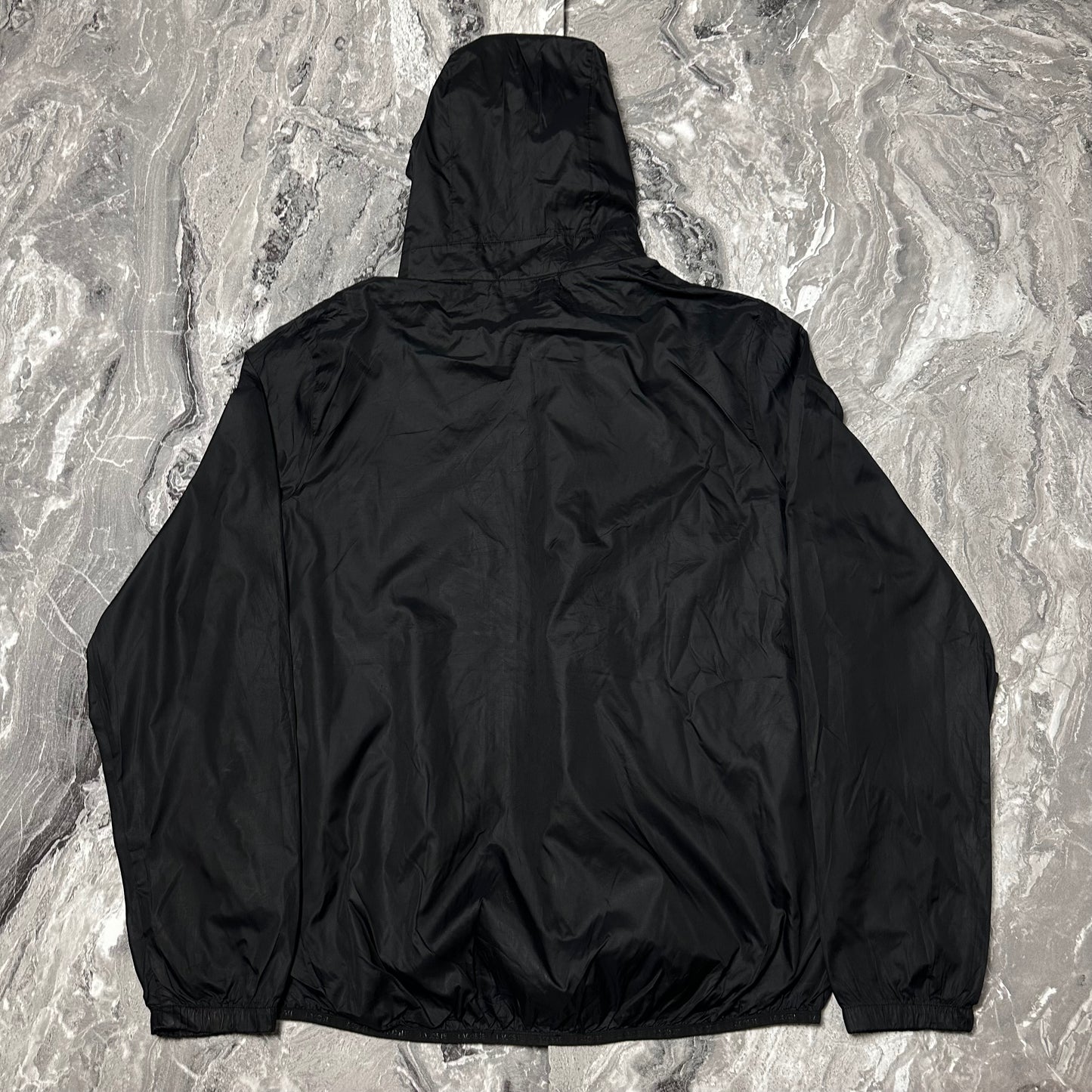 Lacoste Sport Windbreaker-Jacke, Schwarz – Größe XL