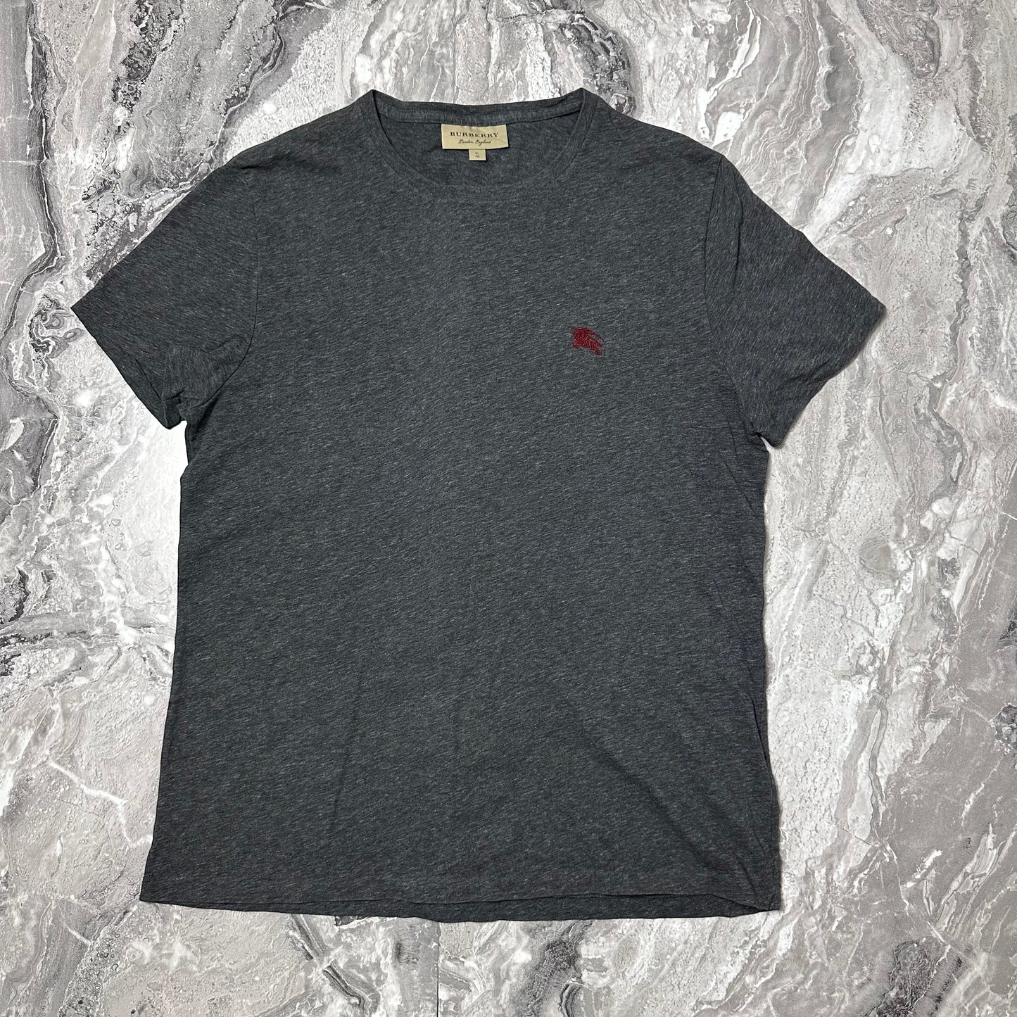 Graues T-Shirt von Burberry London England – Größe XL
