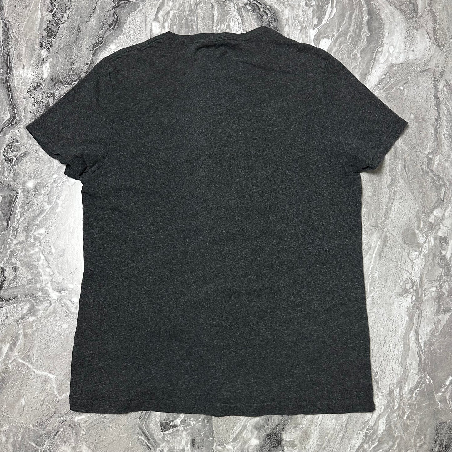 Graues T-Shirt von Burberry London England – Größe XL