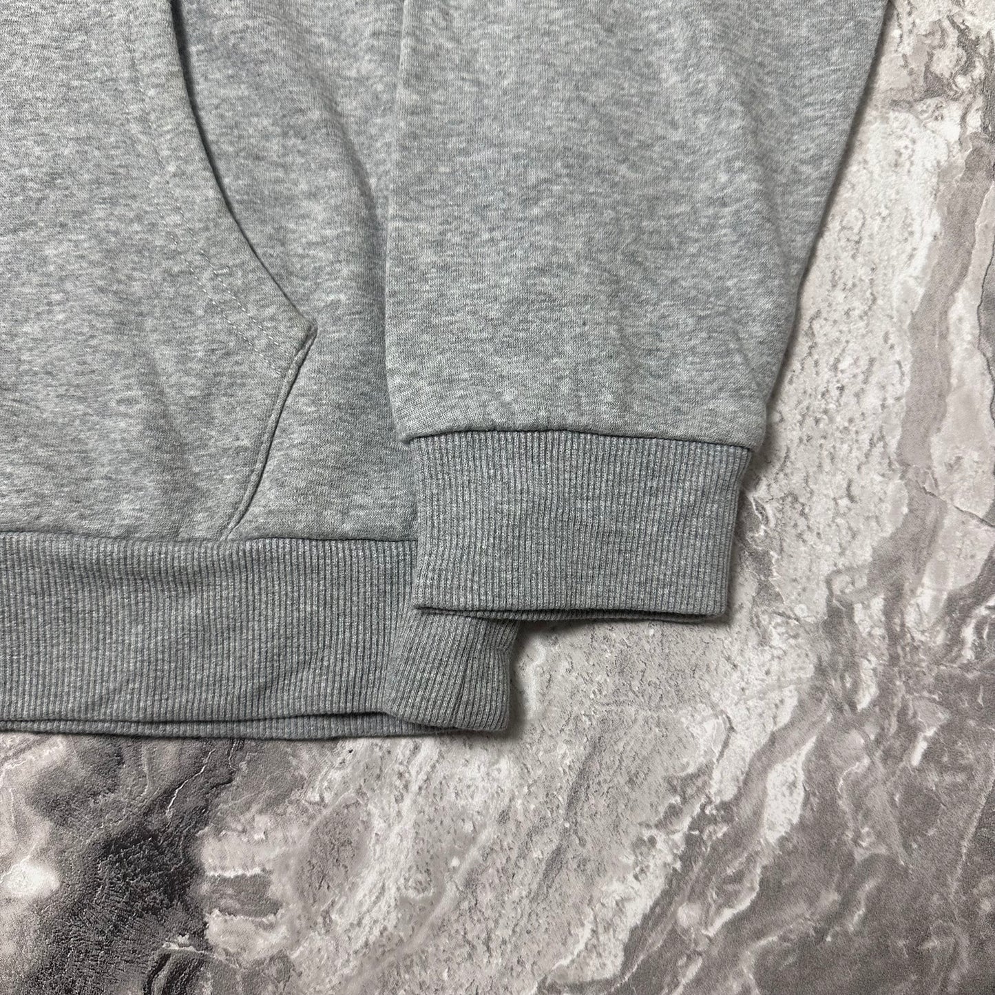 Sweat à capuche Fila gris – Taille XS