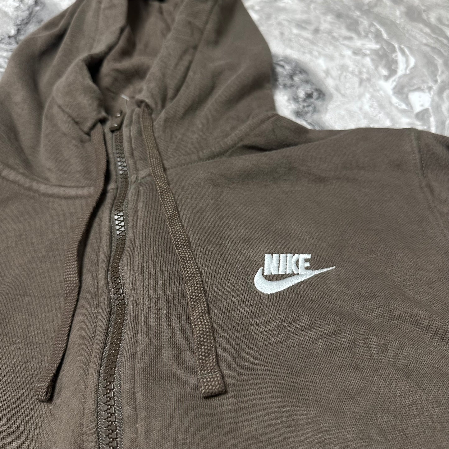 Sweat à capuche Zippé Nike – Taille S