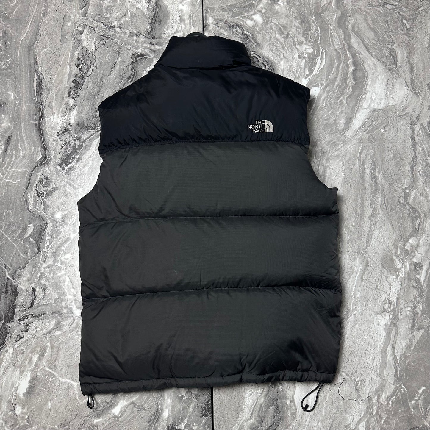The North Face 700 Ärmellose Steppjacke Grau/Schwarz – Größe M