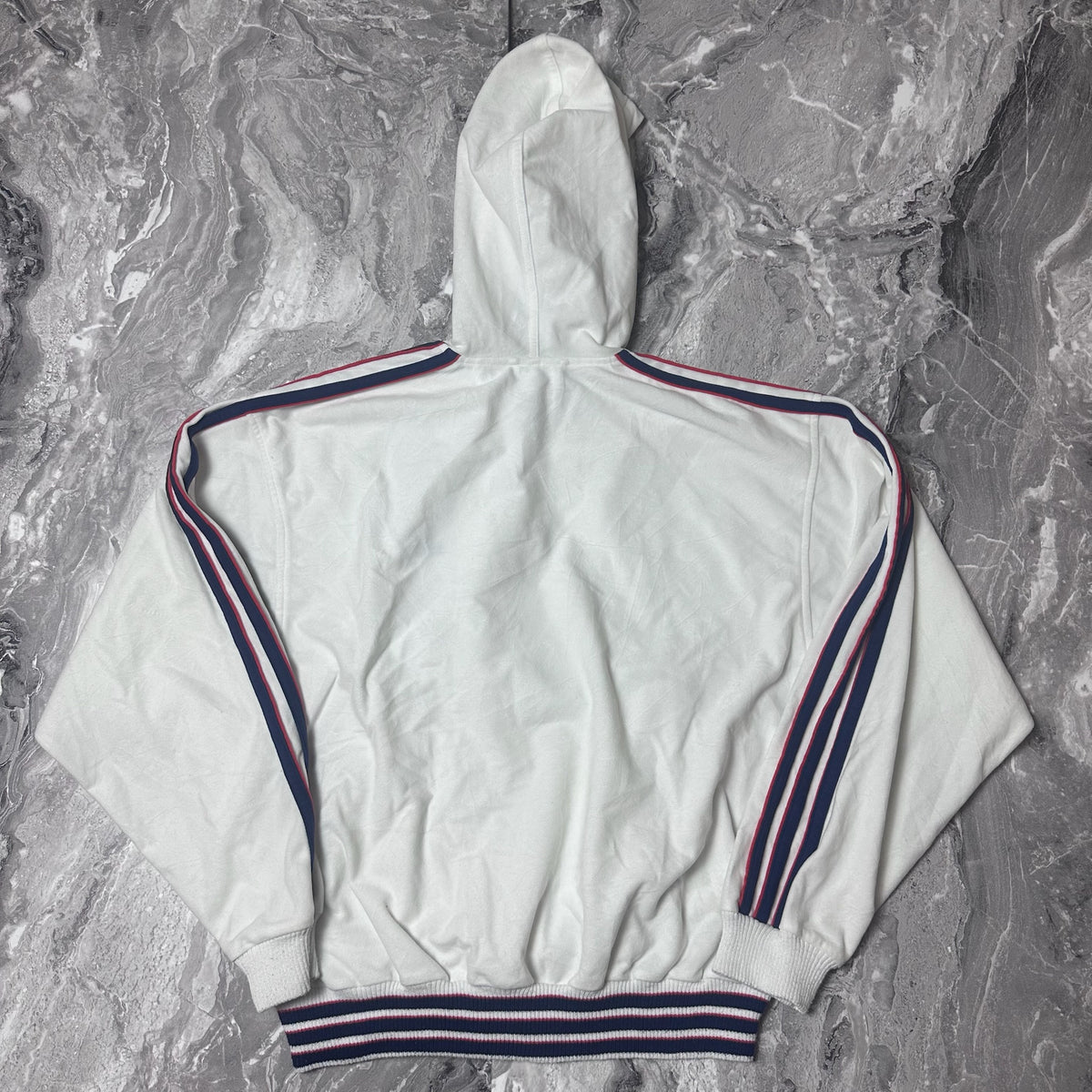 Sweat Adidas à capuche blanc rayé bleu et rouge – Taille 40